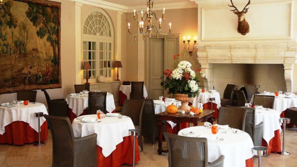 hotel-romantique-spa-2h-paris-chateau-etoges-restaurant