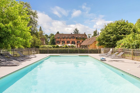 hotel-romantique-spa-piscine-week-end-amoureux-moins-2-h-paris