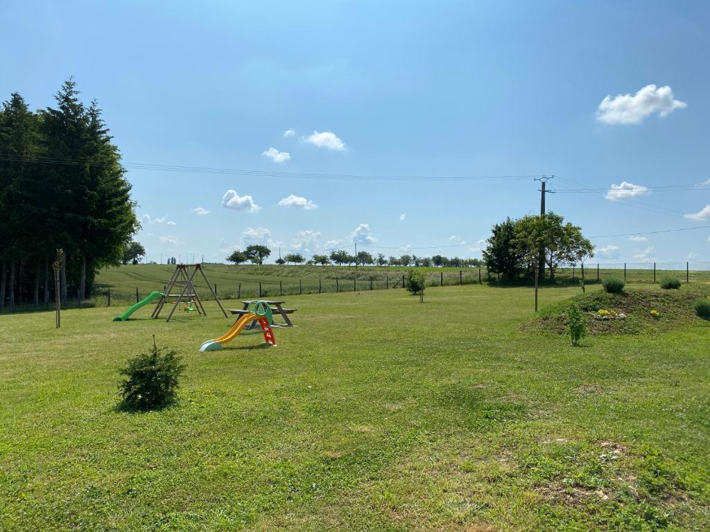 hotel-zoo-beauval-piscine