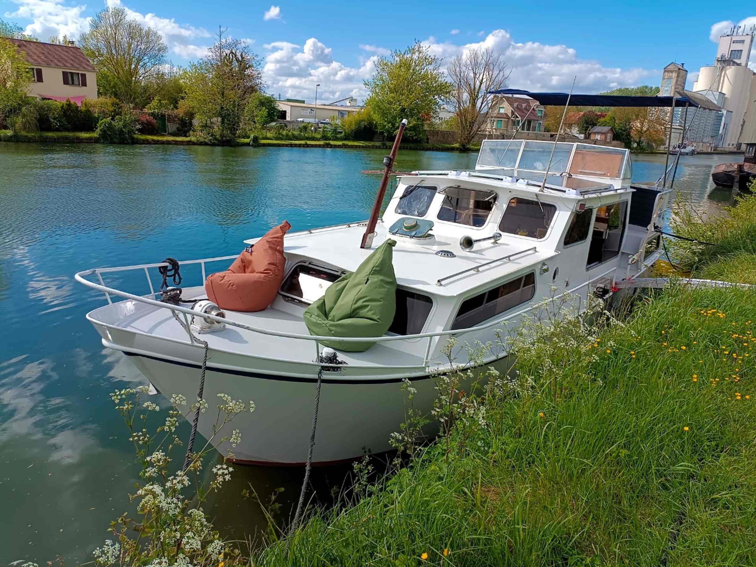 hotel-bateau-peniche-proche-paris